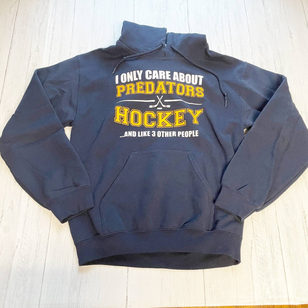 Gildan Heavy Blend Navy Blue Hoodie Sweatshirt Nashville Predators Hockey Small